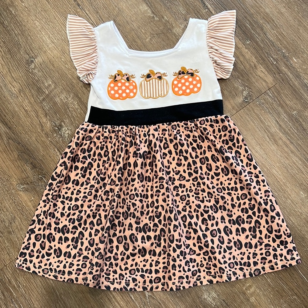 Embroidered Fall Pumpkin Dress-EUC